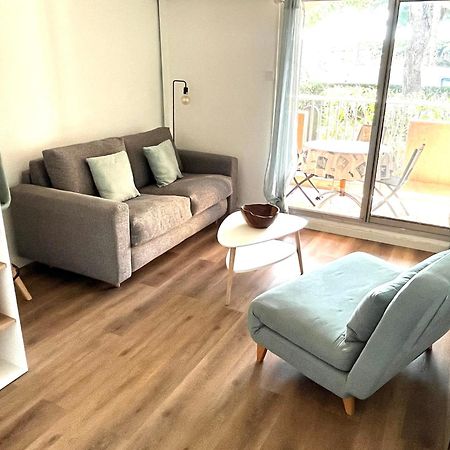 Port De Hyeres L'Etoile Marine Apartment Luaran gambar