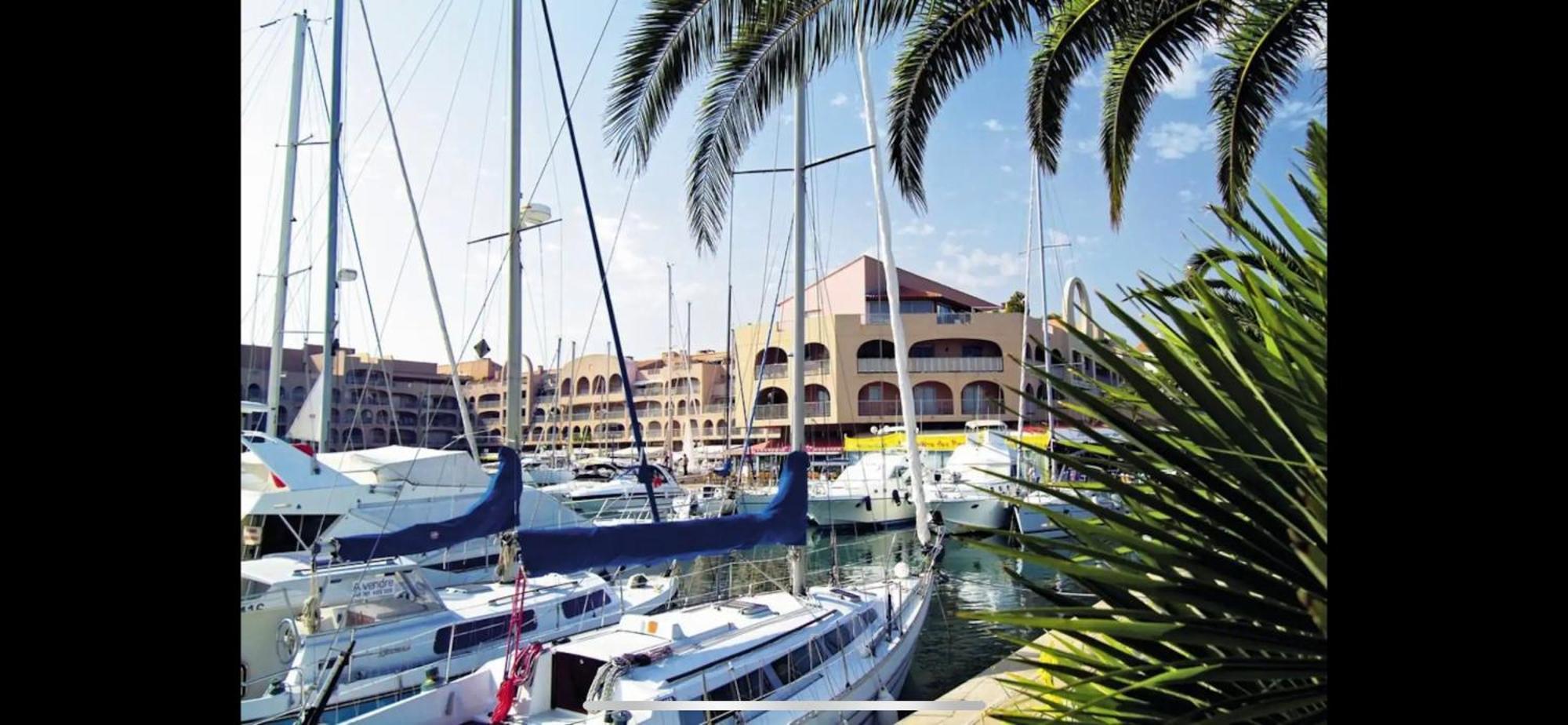 Port De Hyeres L'Etoile Marine Apartment Luaran gambar