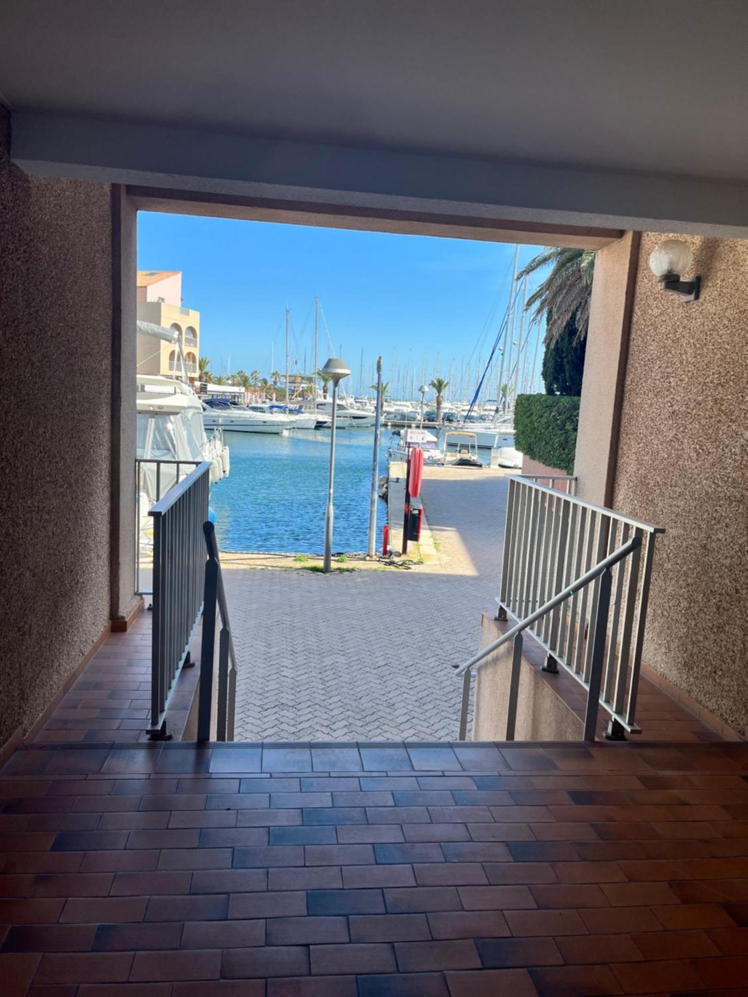 Port De Hyeres L'Etoile Marine Apartment Luaran gambar